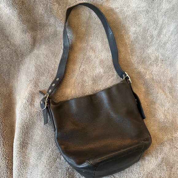 Black Leather Coach - Bucket Bag Style - Picture 2 of 7